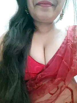 Snapshot of Sofia-ex chatting on November 2, 2025, 6:40 am Sofia-ex online show from November 2, 2025, 6:40 am