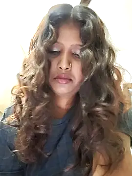 Snapshot of Nouri_fathe chatting on October 8, 2025, 6:37 am Nouri fathe online show from October 8, 2025, 6:37 am