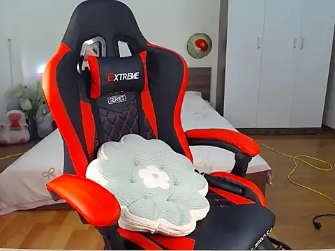 NANA 199k online show from April 9, 2026, 3:52 am