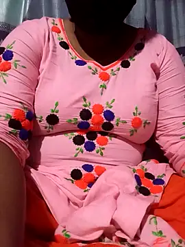 ANNA HOT111 online show from October 18, 2025, 4:31 pm