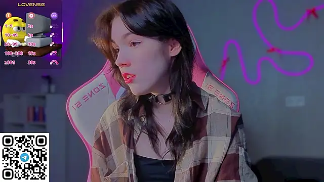 Sophie SkyAngel online show from March 1, 2026, 9:26 pm