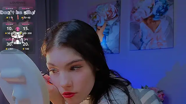 Sophie SkyAngel online show from November 13, 2025, 8:57 pm