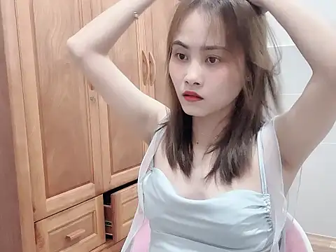 Snapshot of Truclynk1702 chatting on October 2, 2025, 3:26 pm Truclynk1702 online show from October 2, 2025, 3:26 pm