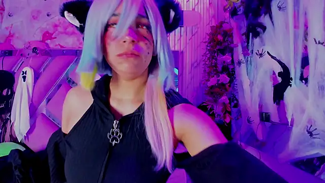 Akane Hikari  online show from October 25, 2025, 5:17 am