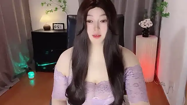 Snapshot of Calvin--1 chatting on September 25, 2025, 12:55 pm Calvin--1 online show from September 25, 2025, 12:55 pm