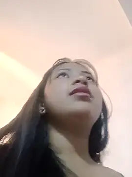 Snapshot of LilyCutee_ chatting on September 22, 2025, 7:31 pm LilyCutee online show from September 22, 2025, 7:31 pm