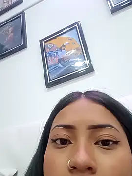 Snapshot of LilyCutee_ chatting on September 16, 2025, 7:04 pm LilyCutee online show from September 16, 2025, 7:04 pm