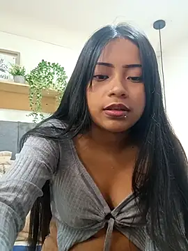 Snapshot of LilyCutee_ chatting on October 4, 2025, 7:26 pm LilyCutee online show from October 4, 2025, 7:26 pm