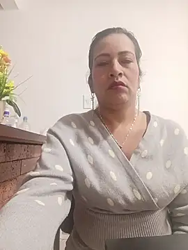 Snapshot of PAULA20- chatting on October 4, 2025, 12:28 pm PAULA20- online show from October 4, 2025, 12:28 pm