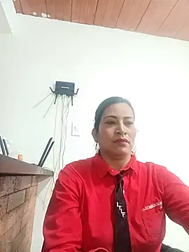Snapshot of PAULA20- chatting on September 11, 2025, 1:44 pm PAULA20- online show from September 11, 2025, 1:44 pm