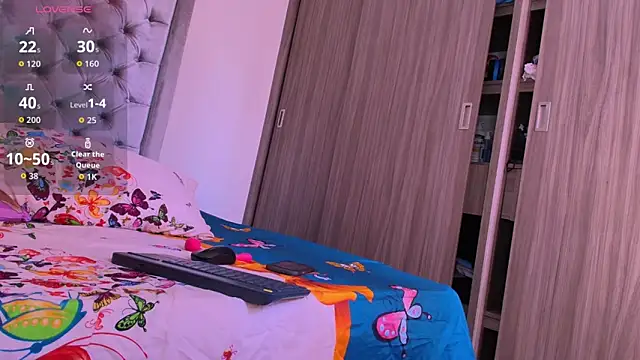 dreamsussi online show from March 28, 2026, 5:03 pm