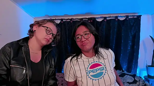 CrazyCakes  online show from April 7, 2026, 1:51 am