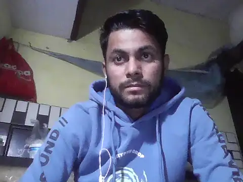 ursdreamperson online show from December 16, 2025, 4:11 pm