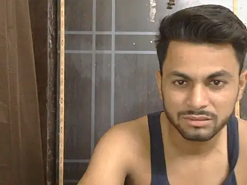 Snapshot of ursdreamperson chatting on May 7, 2026, 2:05 am ursdreamperson online show from May 7, 2026, 2:05 am