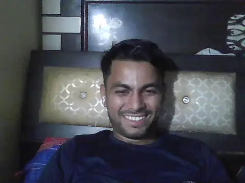 ursdreamperson online show from November 22, 2025, 3:22 pm