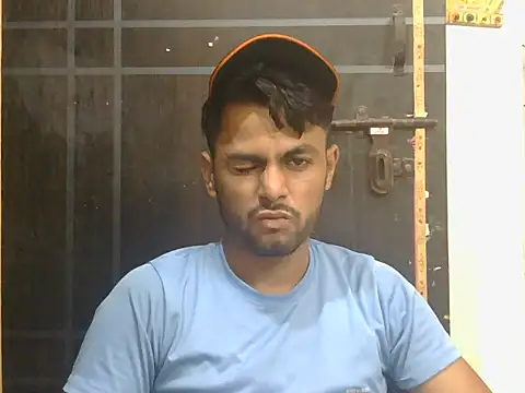 Snapshot of ursdreamperson chatting on May 28, 2026, 6:43 am ursdreamperson online show from May 28, 2026, 6:43 am