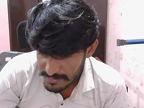 krishjaat43 online show from October 31, 2025, 7:10 pm