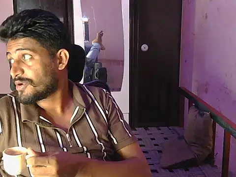 krishjaat43 online show from May 15, 2026, 2:48 pm