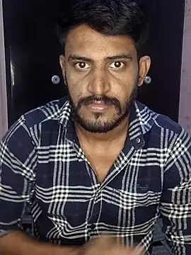 krishjaat43 online show from May 6, 2026, 10:41 am