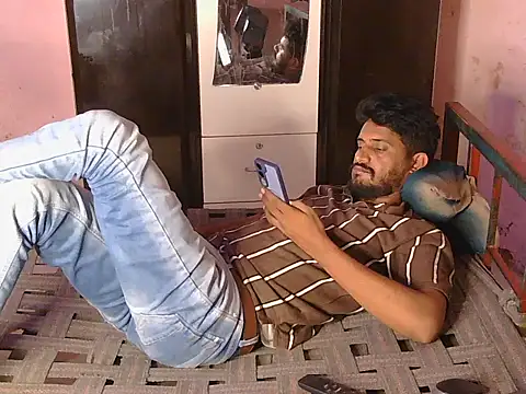 krishjaat43 online show from May 21, 2026, 3:37 am