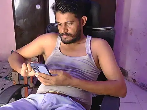 krishjaat43 online show from May 25, 2026, 7:29 am