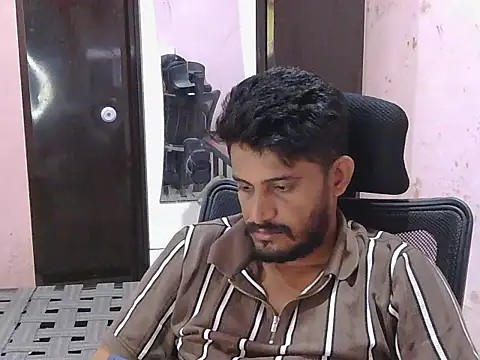 krishjaat43 online show from May 15, 2026, 2:42 am