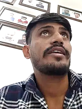 krishjaat43 online show from November 7, 2025, 4:17 am