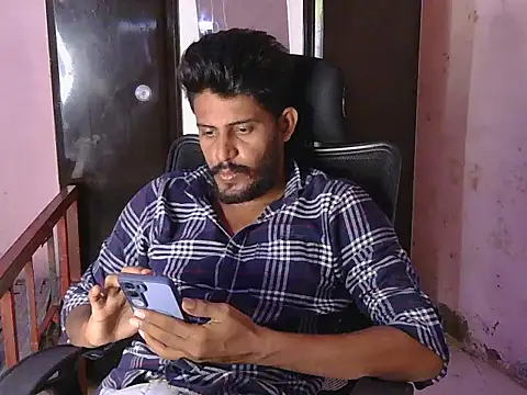 krishjaat43 online show from May 24, 2026, 6:13 am