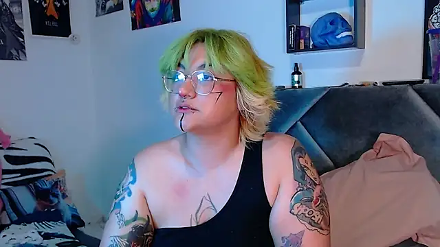 XxGreenGoodxX online show from January 11, 2026, 1:12 am