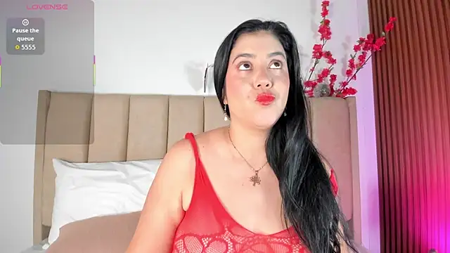 Snapshot of _Cris_Spicy_ chatting on September 27, 2025, 7:42 pm Cris Spicy online show from September 27, 2025, 7:42 pm