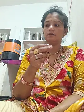 Snapshot of Chhaya_hot chatting on June 1, 2026, 1:39 am Chhaya hot online show from June 1, 2026, 1:39 am