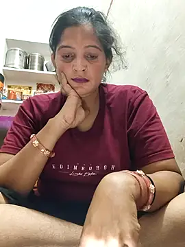 Snapshot of Chhaya_hot chatting on June 15, 2026, 6:24 am Chhaya hot online show from June 15, 2026, 6:24 am