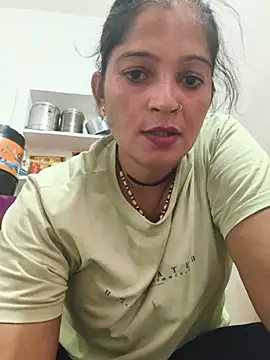 Snapshot of Chhaya_hot chatting on June 22, 2026, 2:39 am Chhaya hot online show from June 22, 2026, 2:39 am