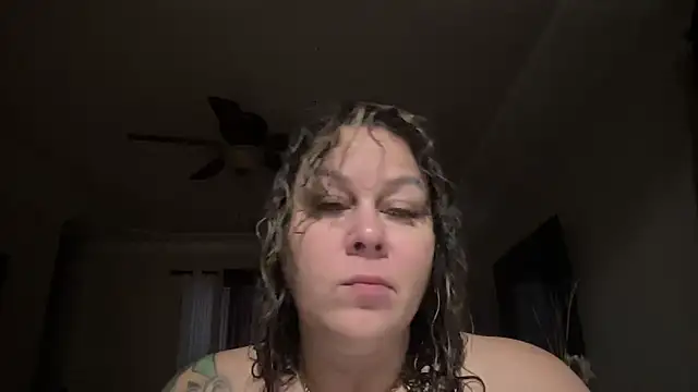 number1slut online show from December 5, 2025, 12:59 pm