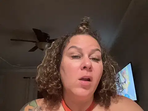 number1slut online show from November 20, 2025, 3:29 am