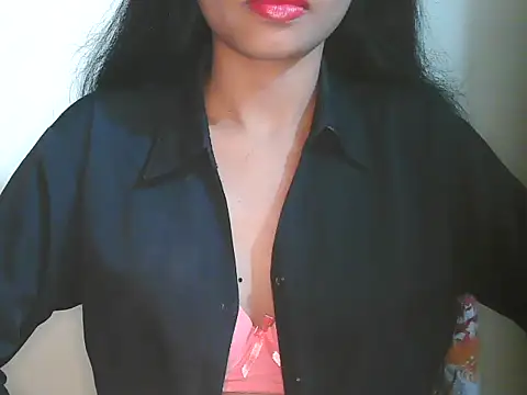 Ankita Chandel online show from November 17, 2025, 3:38 pm