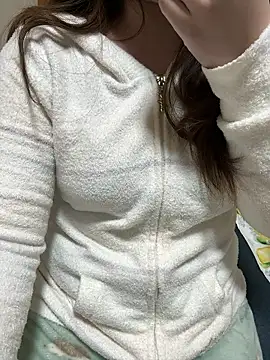 mayu06000 online show from January 9, 2026, 4:58 pm