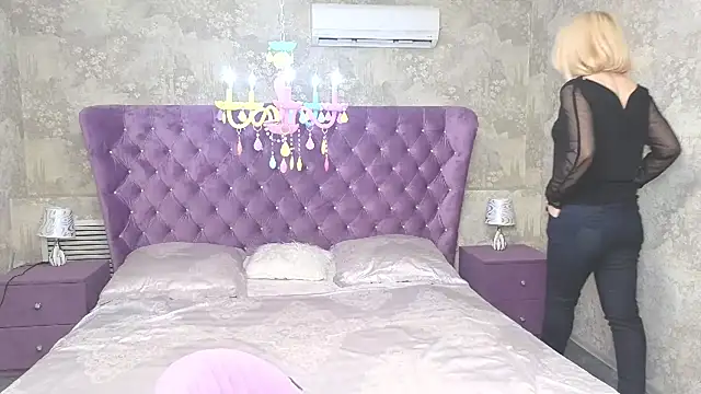 Snapshot of Wendy_Waves chatting on January 18, 2026, 12:08 pm Wendy Waves online show from January 18, 2026, 12:08 pm