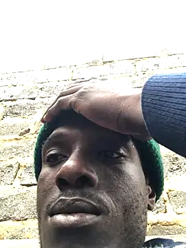 Snapshot of cuminsidebby chatting on November 15, 2025, 8:40 am cuminsidebby online show from November 15, 2025, 8:40 am