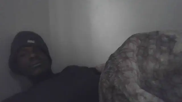 Snapshot of cuminsidebby chatting on November 17, 2025, 4:16 am cuminsidebby online show from November 17, 2025, 4:16 am