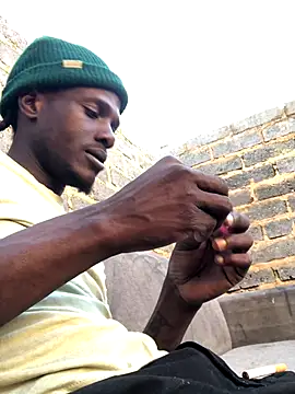 Snapshot of cuminsidebby chatting on October 8, 2025, 3:35 pm cuminsidebby online show from October 8, 2025, 3:35 pm