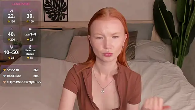 Snapshot of Anna_Patterson chatting on September 14, 2025, 1:11 pm Anna Patterson online show from September 14, 2025, 1:11 pm