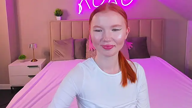 Snapshot of Anna_Patterson chatting on October 9, 2025, 10:38 am Anna Patterson online show from October 9, 2025, 10:38 am