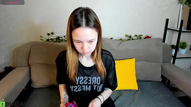 Lori Blossom online show from February 5, 2026, 6:20 am