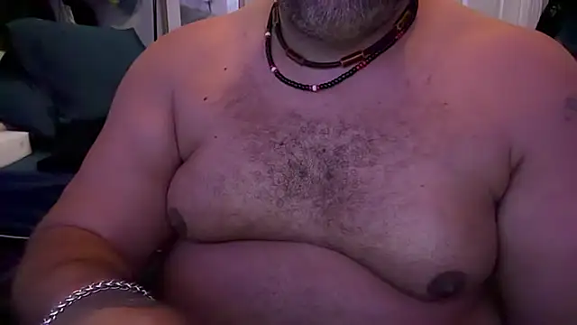 TheGreenEyedBear online show from June 10, 2026, 8:04 am