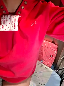 Snapshot of hihiakiko chatting on December 4, 2025, 3:00 pm hihiakiko online show from December 4, 2025, 3:00 pm