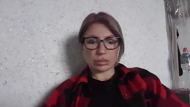 fox red lady7 online show from February 18, 2026, 10:12 am