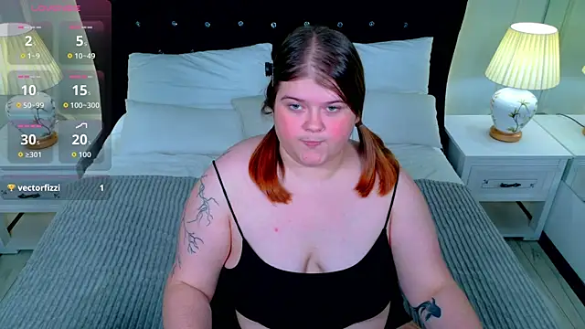 Snapshot of Mia_Ray chatting on October 1, 2025, 5:50 pm Mia Ray online show from October 1, 2025, 5:50 pm