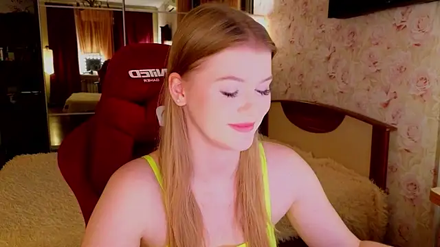 Jenny Skinner20 online show from December 13, 2025, 8:04 pm