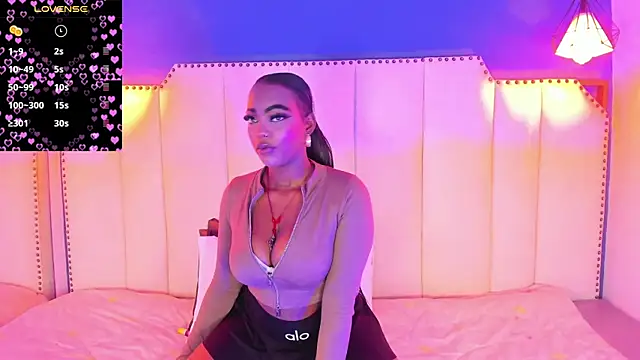 ReinaMiah online show from November 20, 2025, 3:51 am